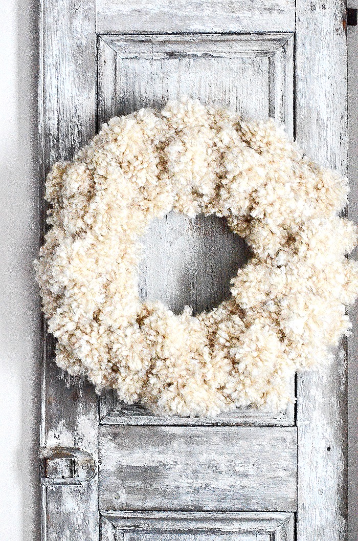 A TRIO OF WOOLY WINTER WREATH DIY’S