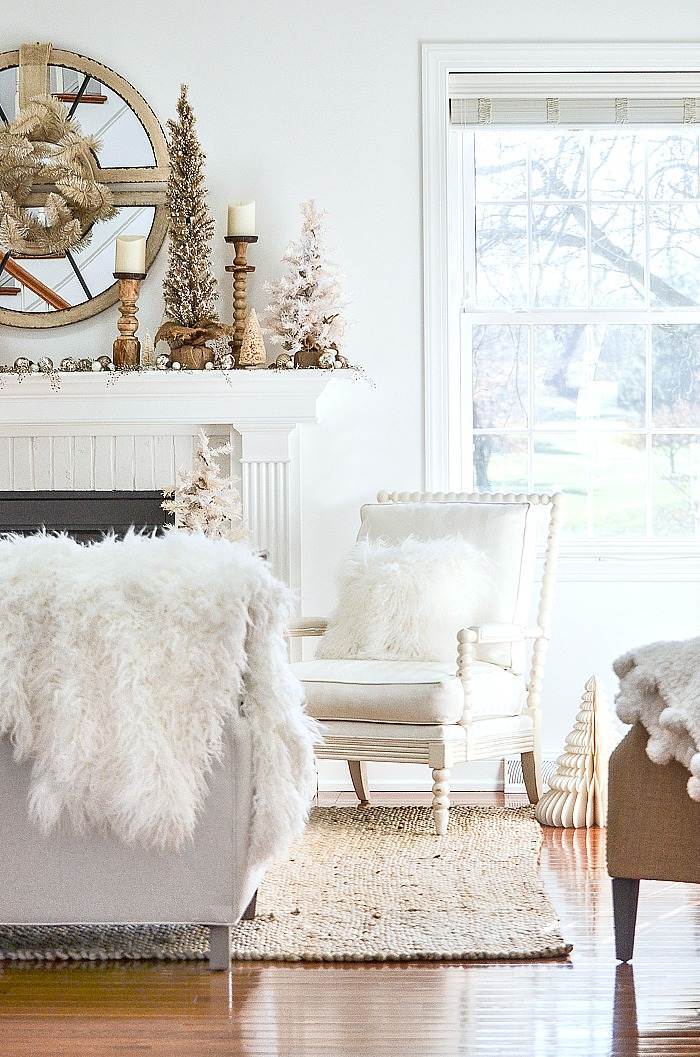 CHRISTMAS IN THE GREAT ROOM