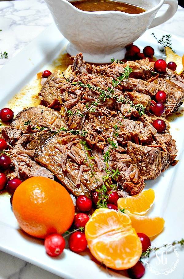 MAKE AHEAD HOLIDAY BEEF BRISKET