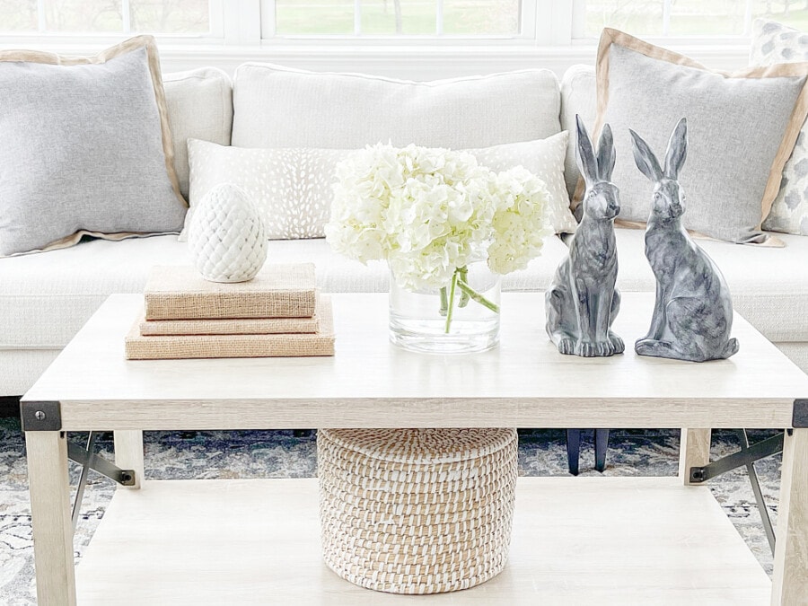 PRETTY SPRING VIGNETTE WITH RABBITS