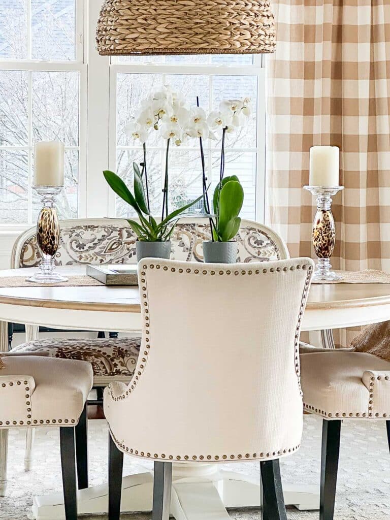 window in dining room