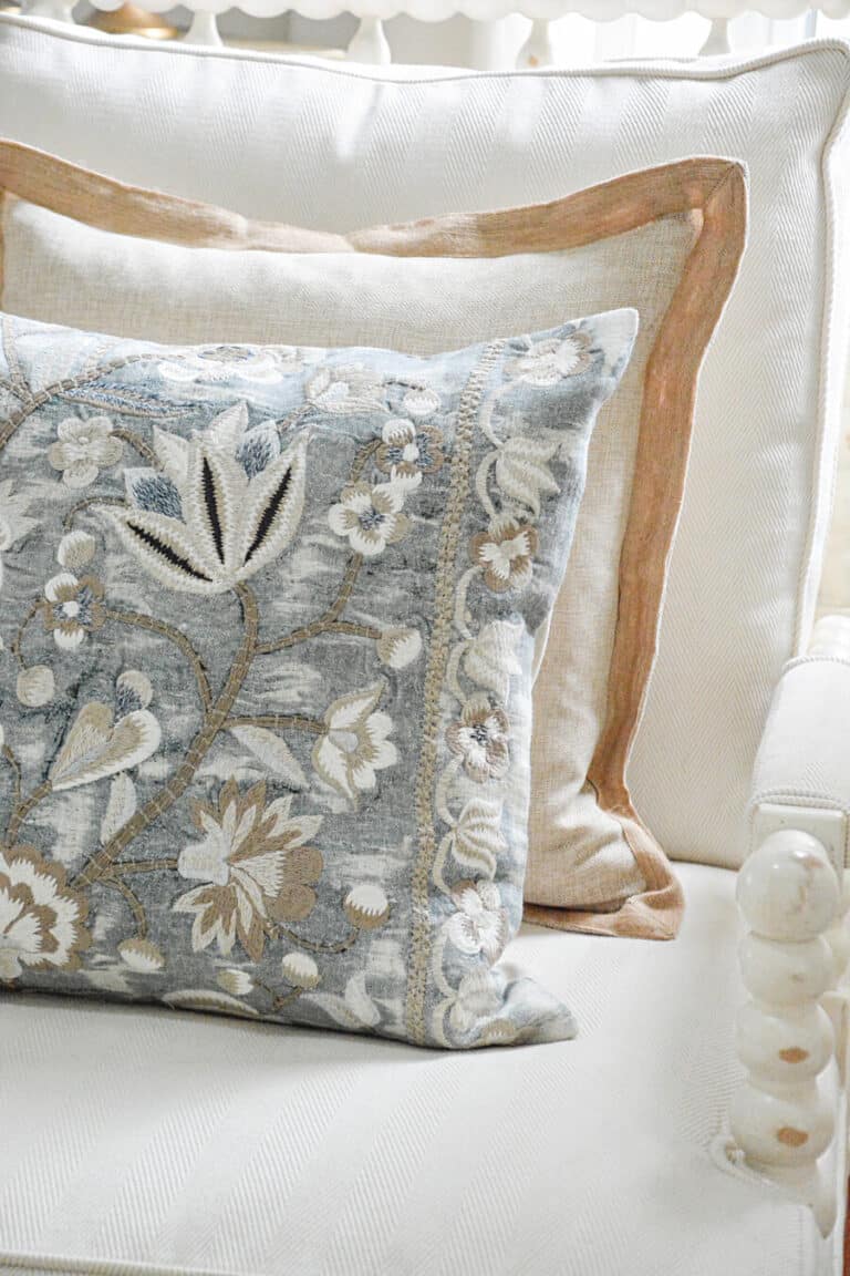 Can You Mix Warm And Cool Colors In Decor?