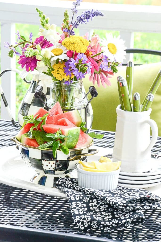 bistro set-summer patio ideas