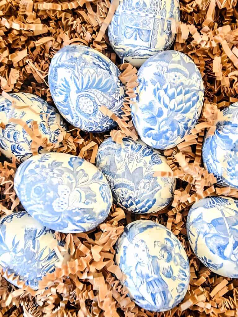 Chinoiserie Decoupage Eggs- blue and white chinoiserie eggs
