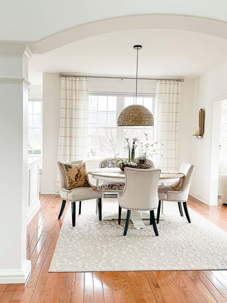 CLASSIC DECOR TRENDS- ARCHITECTURAL ELEMENTS