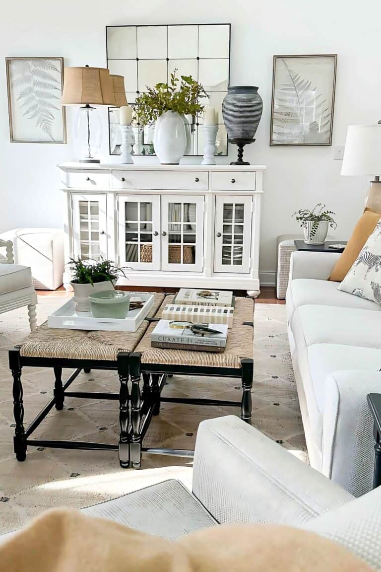 DESIGNERS SECRETS-decorating with a mirror