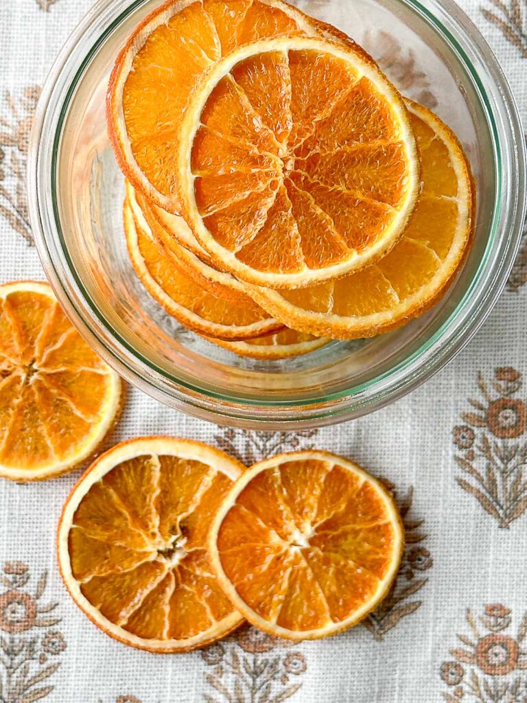 SLICES IN A JAR