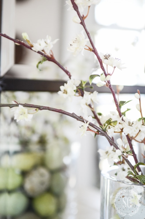 Last Minute Easter Arrangement + Decor + A Home tour + How To Arrange Flowers + Spring Color