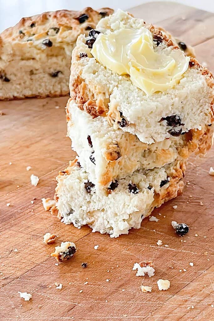 Irish soda bread slices