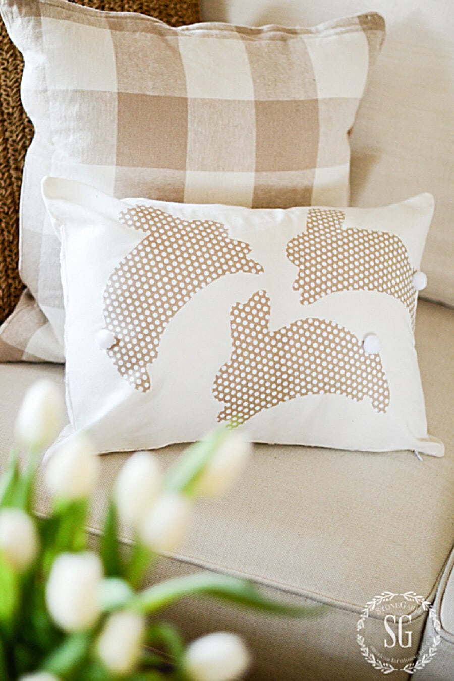 No Sew Leaping Rabbit Pillow DIY
