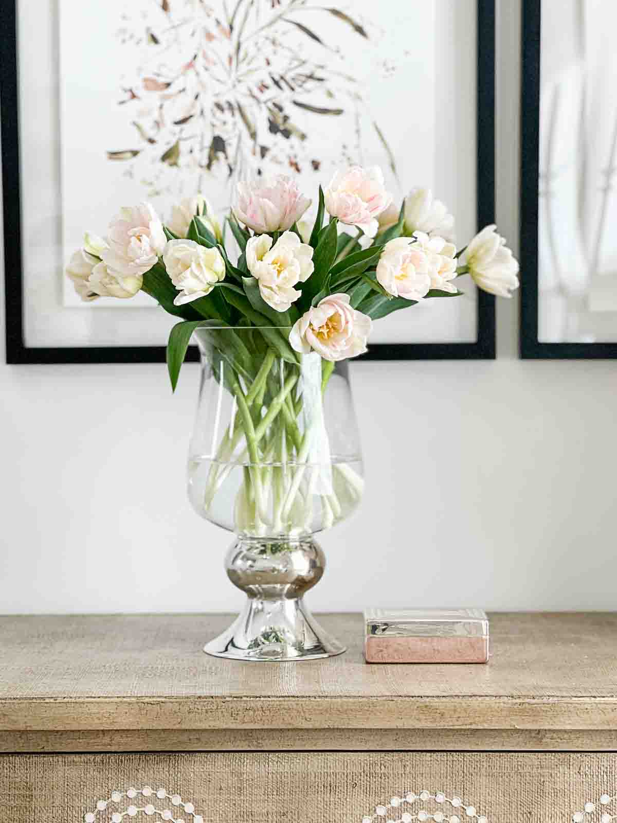 Caring For Cut Tulips So They Last Longer