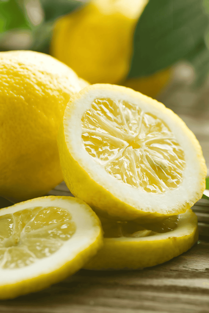 cut lemons